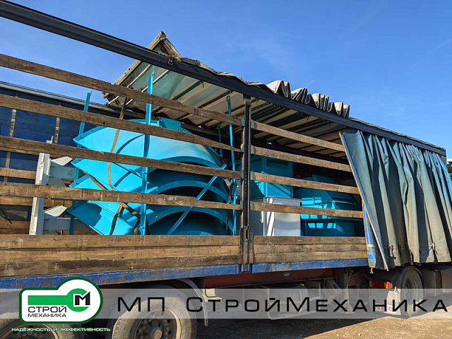 В Ленинградскую область отгружен силос цемента EUROSILO ЕС Р и элеватор ковшовый ЭКЛ 500.
