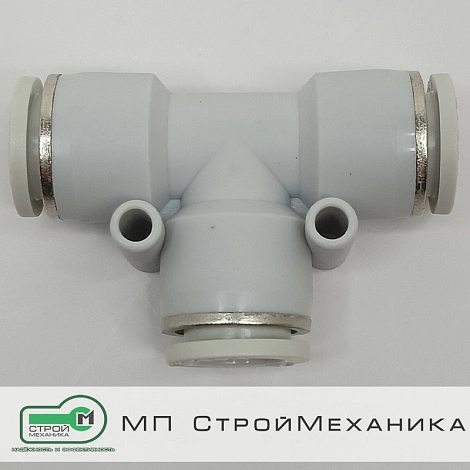 Пластиковый фитинг PE12