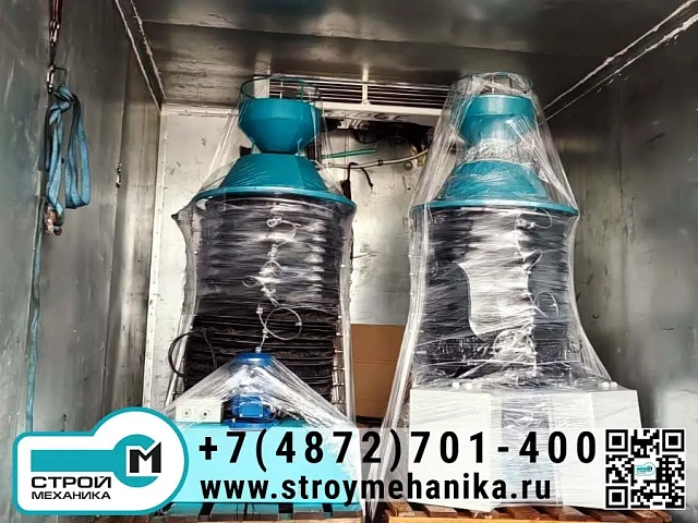 Телескопические загрузчики ТЗС 1000 JETPACK производства СтройМеханика. Отгрузка в Тверскую область.